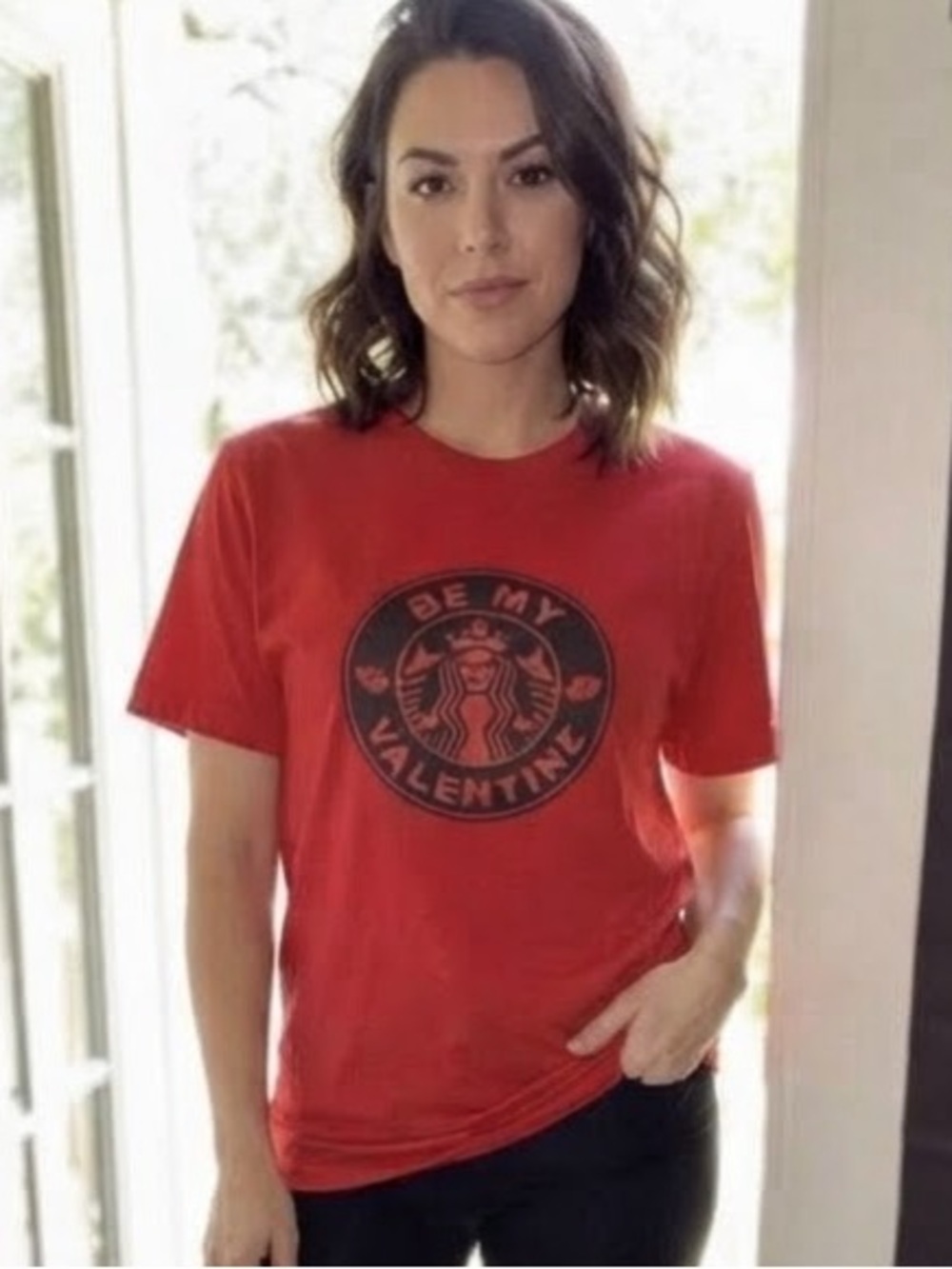 Be My Valentine Tee Starbucks Gildan Red Small Crew Neck T-Shirt Top Short Sleev